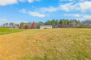 6782 Siloam Rd, Siloam, NC 27047 - Photo 9