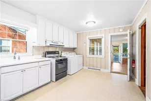 1021 Tarleton Ave, Burlington, NC 27215 - Photo 13