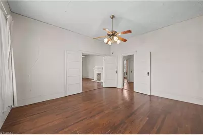 410 S Hamilton Street, Eden, NC 27288 - Photo 5