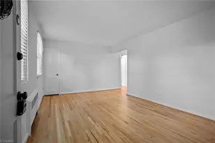 2523 Miller Park Cir, Winston-Salem, NC 27103 - Photo 9