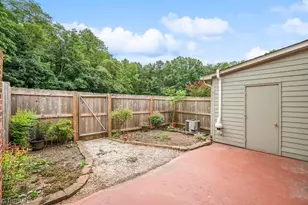 4827 Tower Rd, Greensboro, NC 27410 - Photo 31