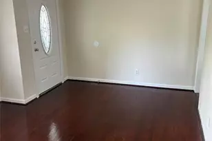 300 Venus Dr, Greensboro, NC 27406 - Photo 13