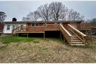 300 Venus Drive, Greensboro, NC 27406 - Photo 21