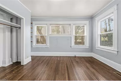 1402 W Market Street, Greensboro, NC 28403 - Photo 9