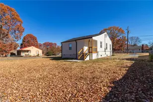 1002 Cliff Rd, Asheboro, NC 27205 - Photo 25