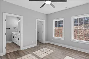 2328 Summerlin St, Winston-Salem, NC 27103 - Photo 15