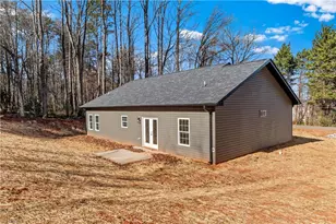 2328 Summerlin St, Winston-Salem, NC 27103 - Photo 29