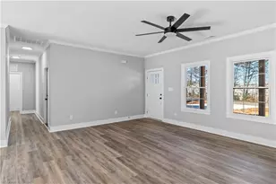 2328 Summerlin St, Winston-Salem, NC 27103 - Photo 7