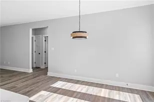 2328 Summerlin St, Winston-Salem, NC 27103 - Photo 11