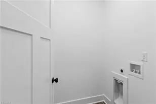 2328 Summerlin St, Winston-Salem, NC 27103 - Photo 13