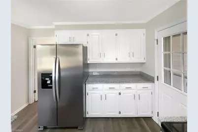 2821 Edgewood Avenue, Burlington, NC 27215 - Photo 11