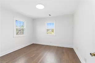 1402 Cherry Ln, Graham, NC 27253 - Photo 15