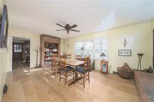 1139 Kentmere Rd, Greensboro, NC 27406 - Photo 11