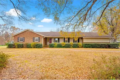 3105 Maple Avenue, Burlington, NC 27215 - Photo 1