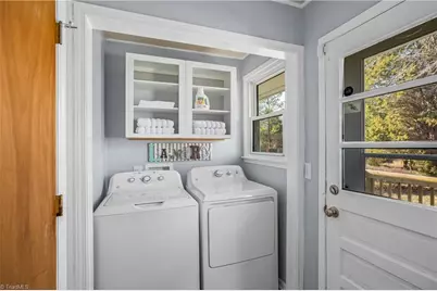 2801 Westridge Road, Winston-Salem, NC 27103 - Photo 9