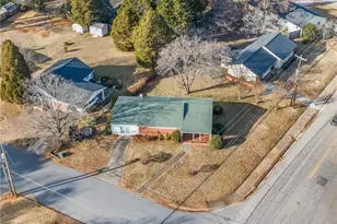 2801 Westridge Rd, Winston-Salem, NC 27103 - Photo 19