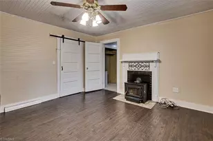 131 N Middleton St, Robbins, NC 27325 - Photo 29