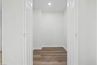 104 Howard Street, Thomasville, NC 27360 - Photo 9