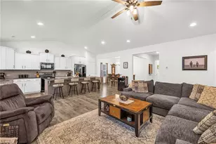 127 Centerpiece Dr, High Point, NC 27265 - Photo 11