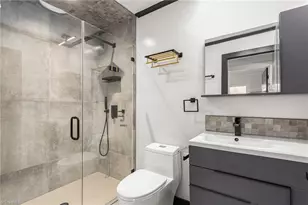 305 Miltwood Dr, Greensboro, NC 27455 - Photo 25