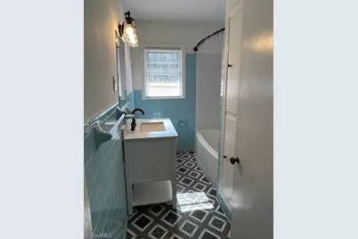 830 Summit Avenue, Reidsville, NC 27320 - Photo 9