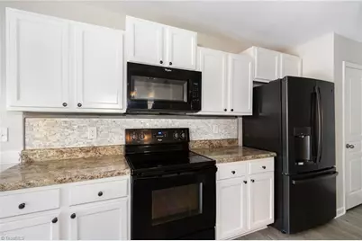 284 Donelson Way, Burlington, NC 27217 - Photo 11