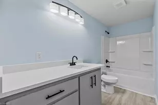 1707 N Chatham Ave, Siler City, NC 27344 - Photo 17