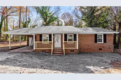 1707 N Chatham Avenue, Siler City, NC 27344 - Photo 1