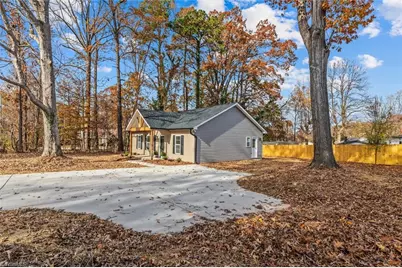 402 N Ward Avenue, High Point, NC 27262 - Photo 9