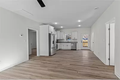 402 N Ward Avenue, High Point, NC 27262 - Photo 9