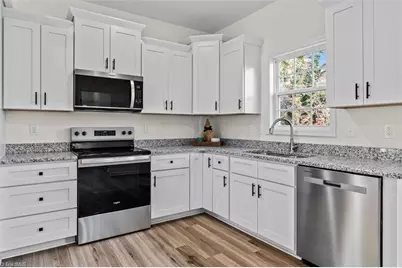 402 N Ward Avenue, High Point, NC 27262 - Photo 3