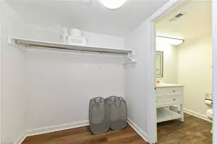 1510 Benjamin Pkwy, Greensboro, NC 27408 - Photo 15