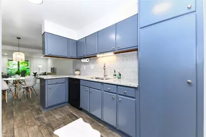 1510 Benjamin Parkway #B, Greensboro, NC 27408 - Photo 9