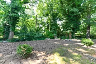 1510 Benjamin Pkwy, Greensboro, NC 27408 - Photo 25