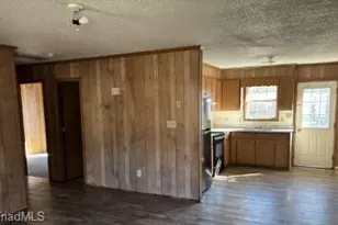 173 Elvernia Ave, Lexington, NC 27292 - Photo 3