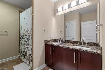 201 N Elm Street #1207, Greensboro, NC 27401 - Photo 23