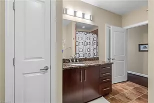 201 N Elm St, Greensboro, NC 27401 - Photo 25