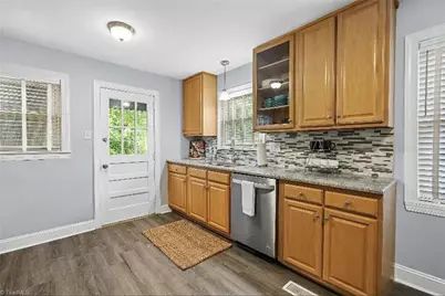 317 Crafton Street, Winston-Salem, NC 27103 - Photo 7