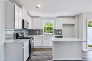 172 Plumtree Ct, King, NC 27021 - Photo 9