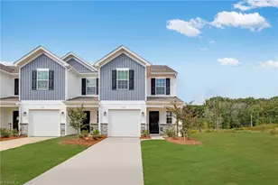 172 Plumtree Ct, King, NC 27021 - Photo 3