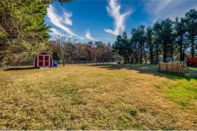 609 Nottinghill Drive, Winston-Salem, NC 27107 - Photo 35