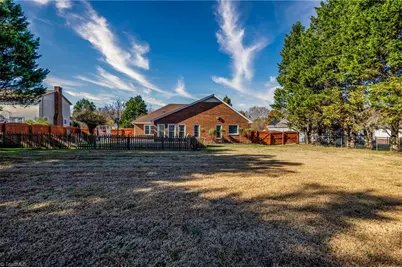 609 Nottinghill Drive, Winston-Salem, NC 27107 - Photo 37