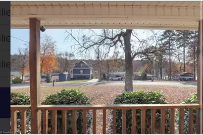 531 Lake Shore Avenue, Lexington, NC 27292 - Photo 9