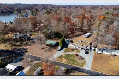 531 Lake Shore Avenue, Lexington, NC 27292 - Photo 39