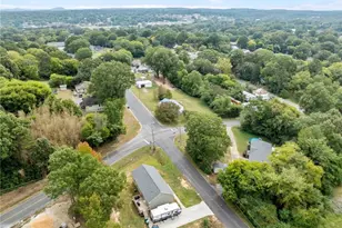 1316 Wiscassett St, Albemarle, NC 28001 - Photo 33