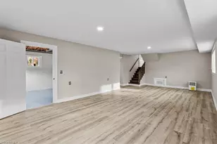 3555 Cherry Ln, Greensboro, NC 27405 - Photo 33