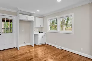 3555 Cherry Ln, Greensboro, NC 27405 - Photo 11