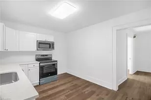 208 Underhill St, High Point, NC 27260 - Photo 11