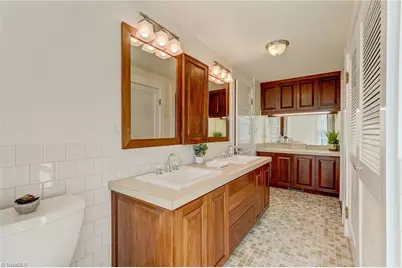 263 Main Street W, Yanceyville, NC 27379 - Photo 17