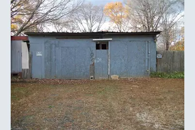 737 Summit Loop, Eden, NC 27288 - Photo 7